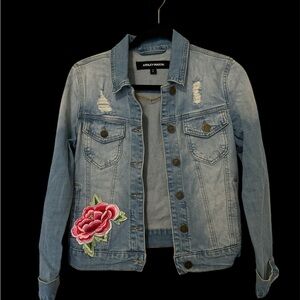 Ashley Mason woman Light Blue Denim Jacket with Floral Patch